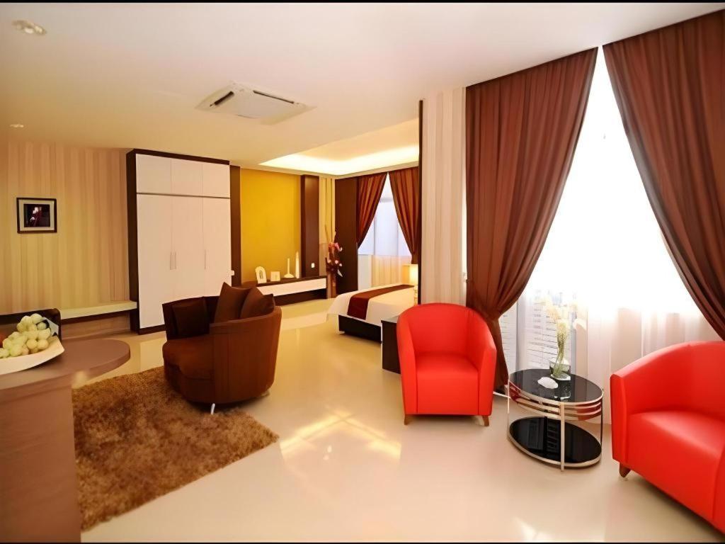 Inn Home Hotel Muar Muar